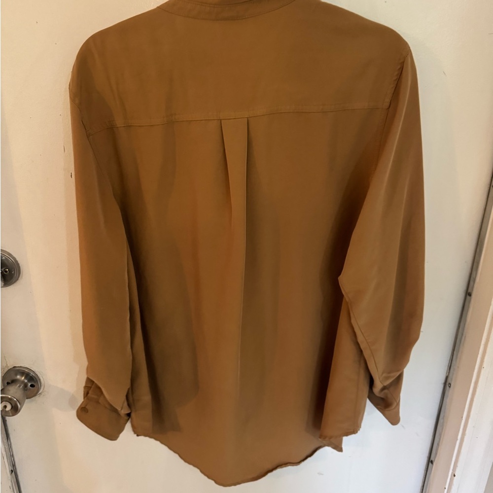 Old Navy Camel Button-Down Shirt - Picture 3 of 3